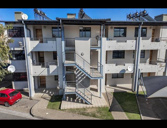 2 BEDROOM APARTMENT FOR SALE IN EVELEIGH